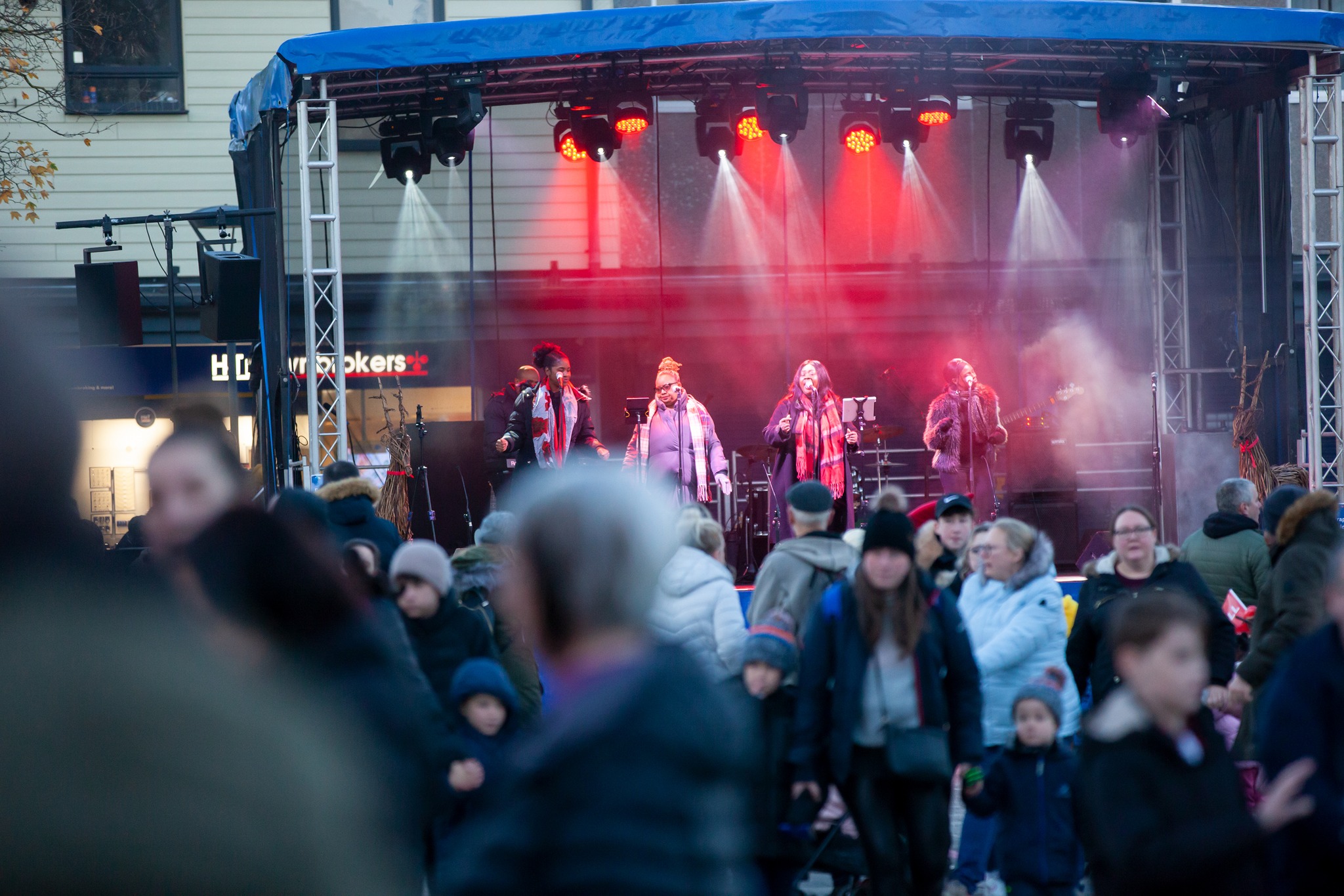 hatfield light switch on xmas stage